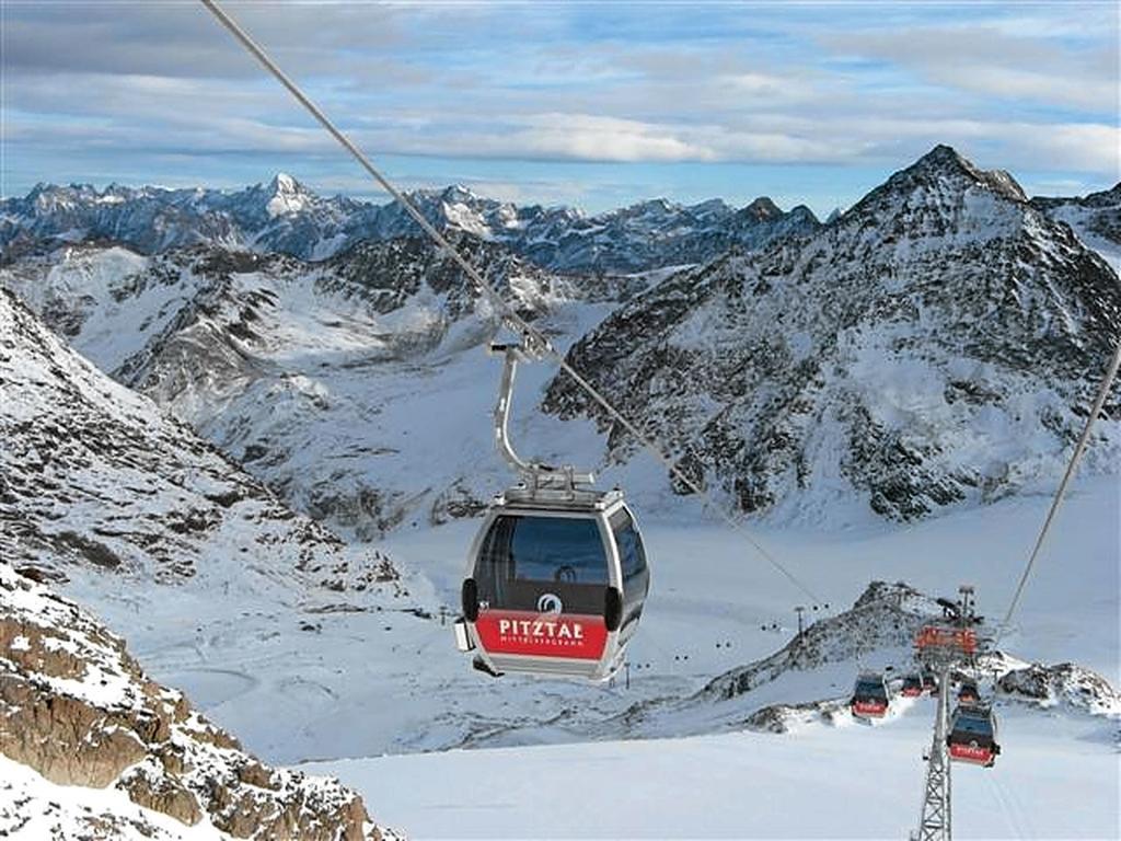 Wellnesshuettendorf Wiese Sankt Leonhard im Pitztal Exterior foto
