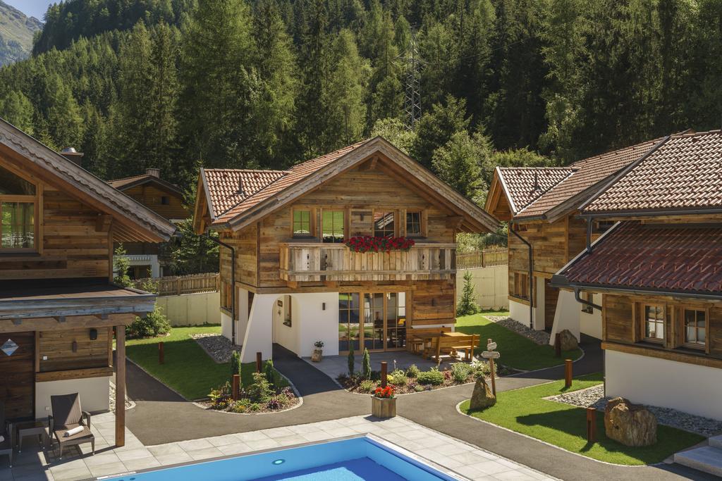 Wellnesshuettendorf Wiese Sankt Leonhard im Pitztal Exterior foto