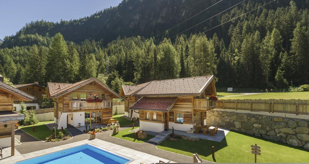 Wellnesshuettendorf Wiese Sankt Leonhard im Pitztal Exterior foto